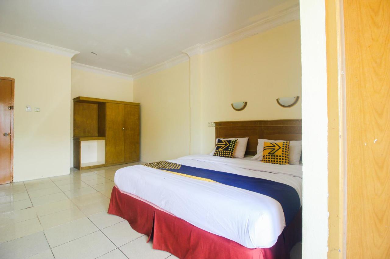 Spot On 2809 Hotel Yasmin Siak Sri Indrapura Bagian luar foto